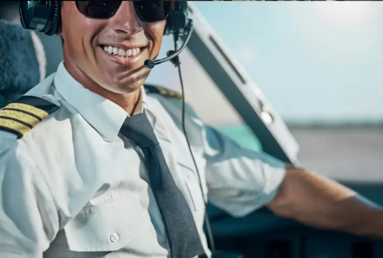 can pilots be colorblind​